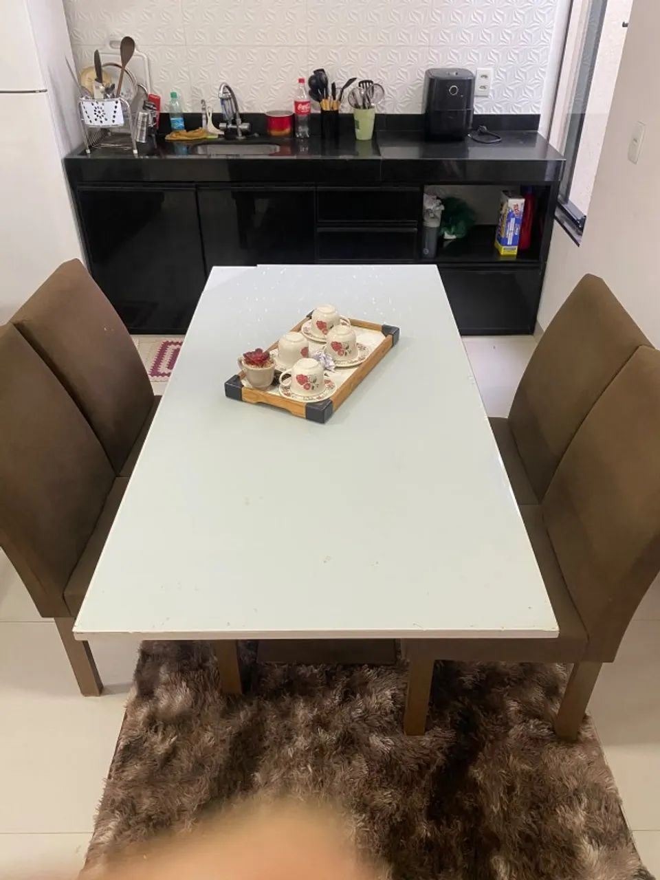 VENDO SOFA E MESA DE JANTAR USADA - Foto 2