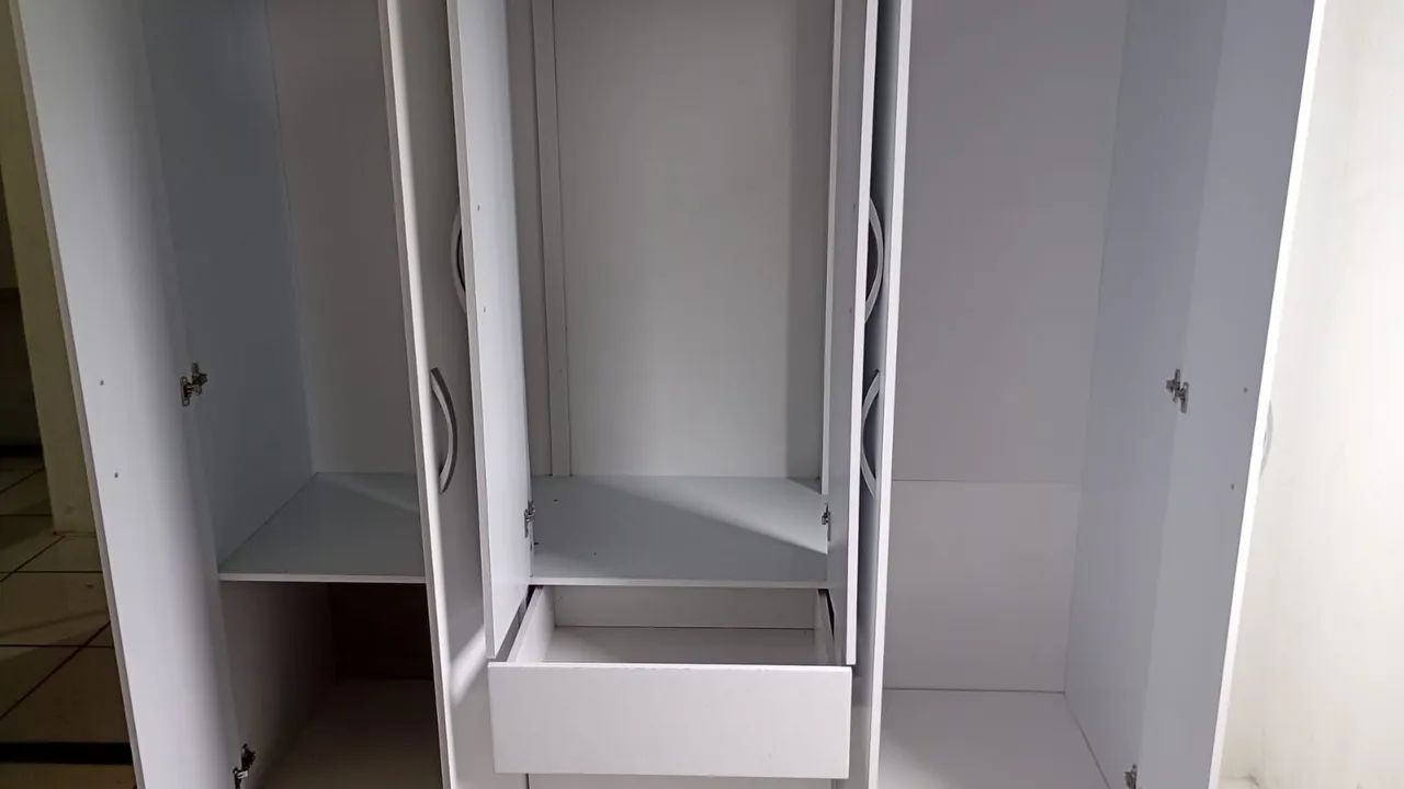 Guarda roupa 
