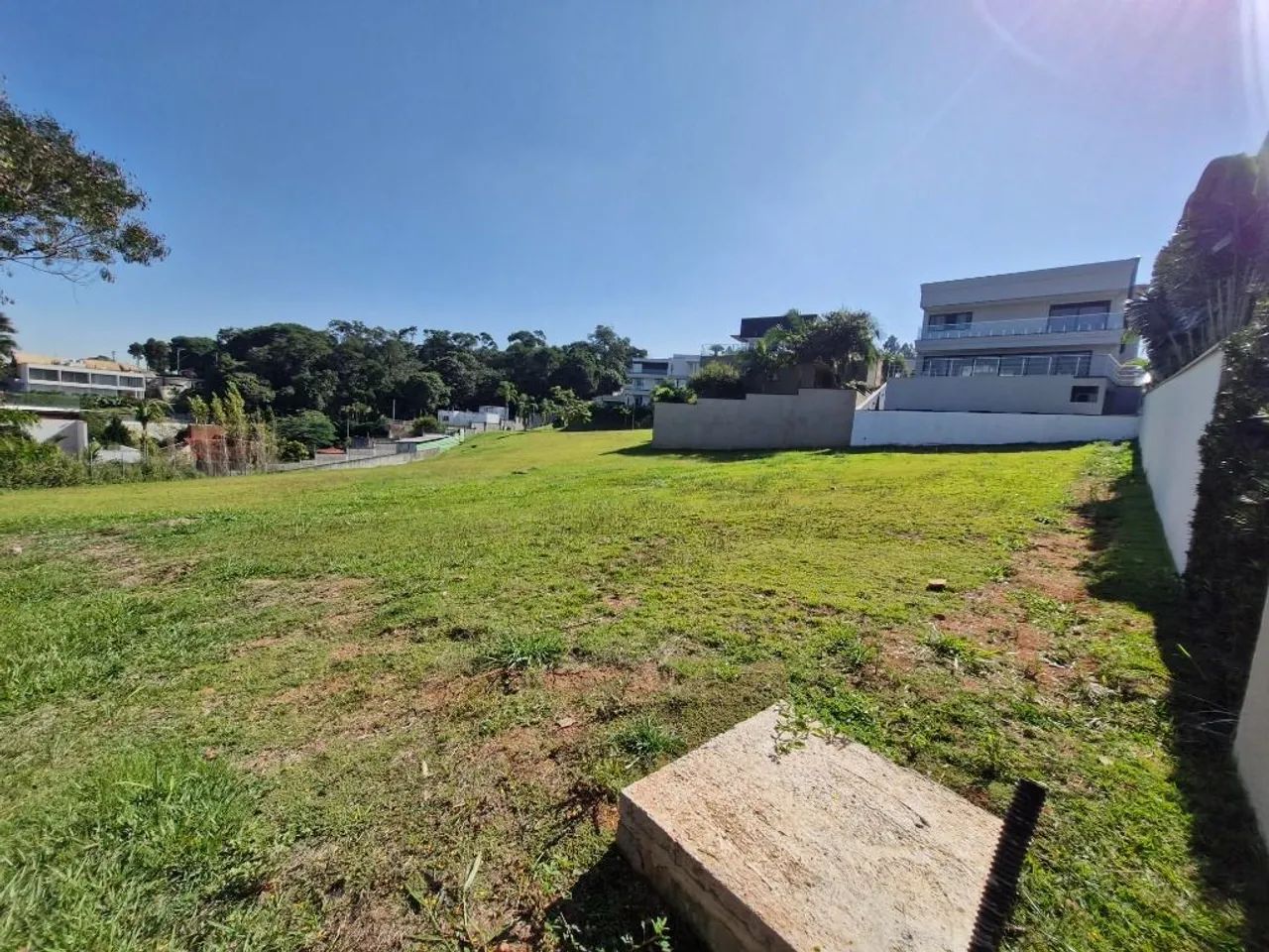 LINDO TERRENO DE 800 M2, ALPHAVILLE GRANJA VIANA. - Foto 2