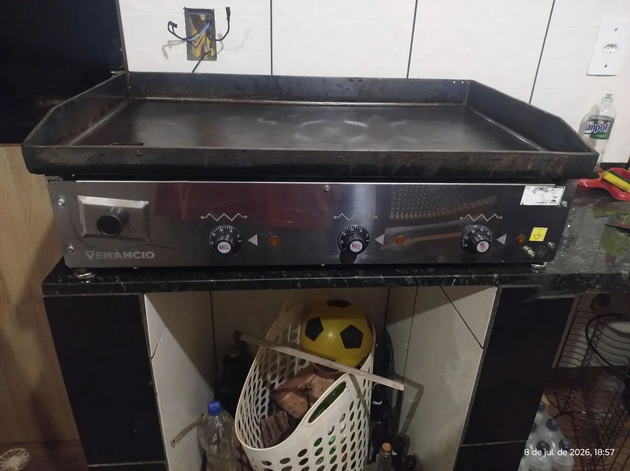 Chapa para lanches Venâncio 220v - Foto 2