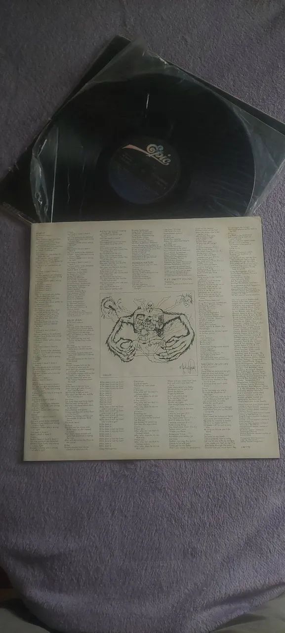 LP Vinil Michael Jackson "Thriller" com encarte completo - Foto 5