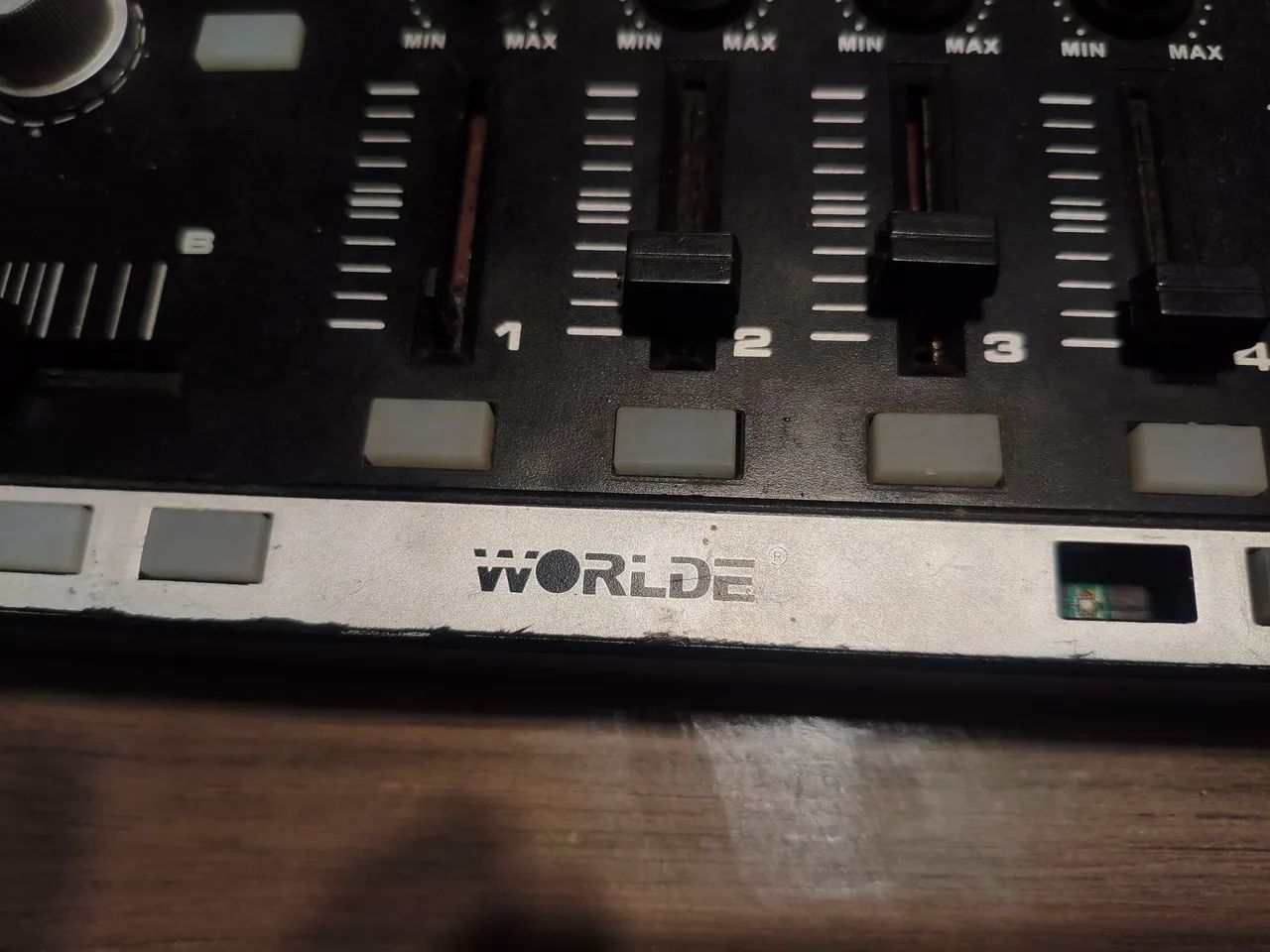 Controlador MIDI Worlde EasyControl.9 - Foto 2