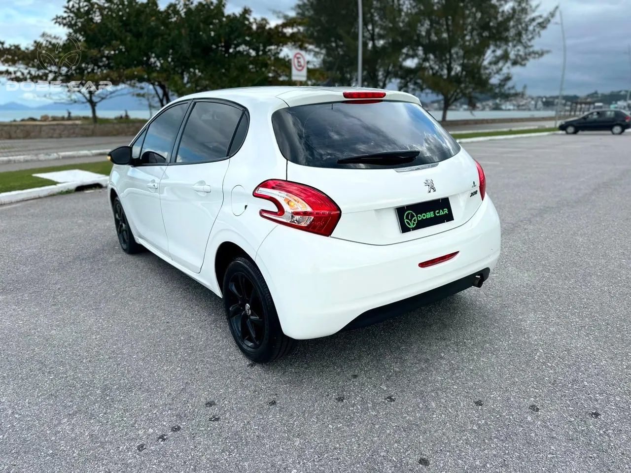 Peugeot 208 Active/active Pack 1.5 Flex 8V 5P 2015 - Foto 5