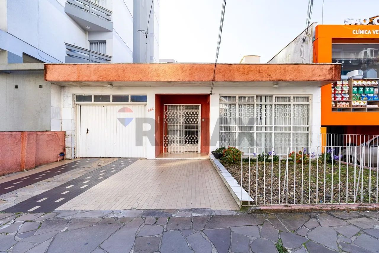 Casa á Venda no Bairro Centro