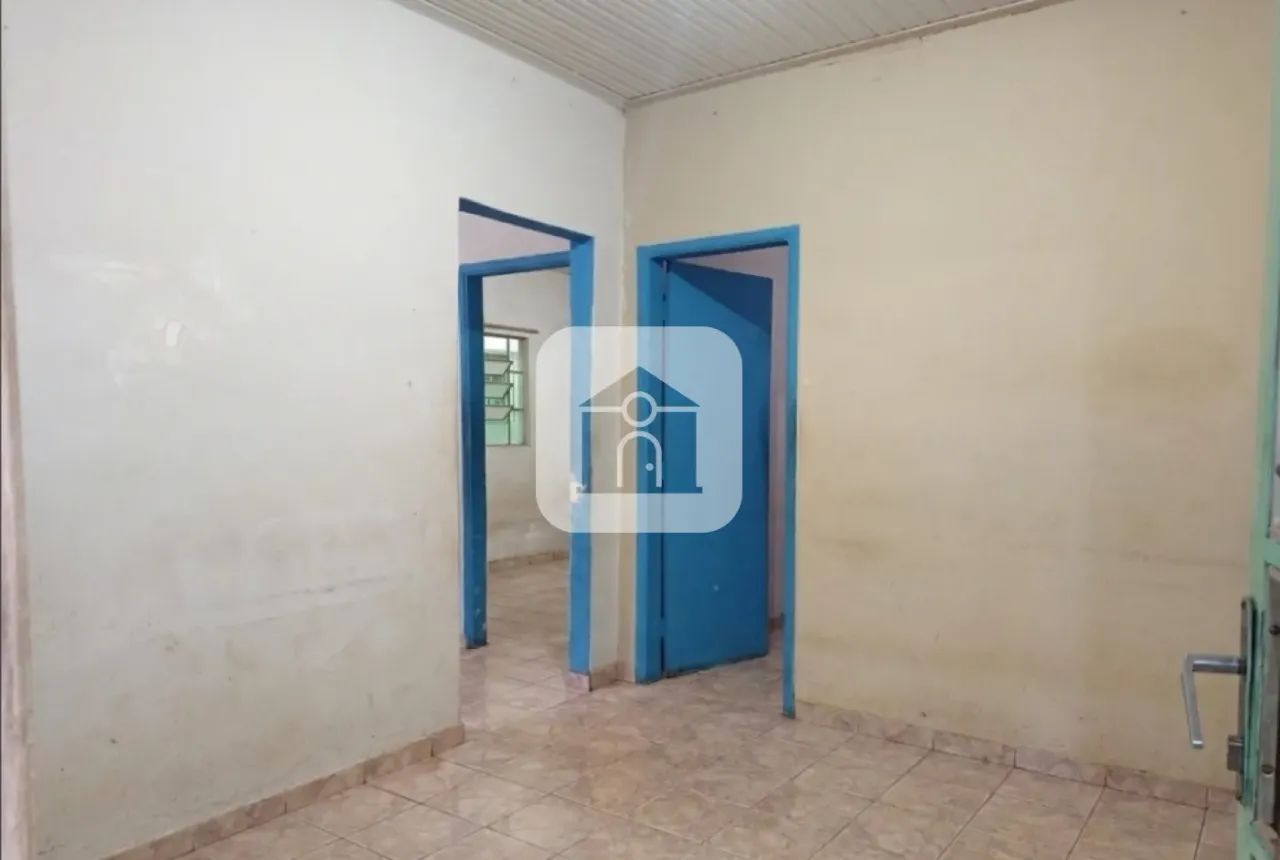 Imóvel Residencial e Comercial com Amplo Terreno à Venda - Foto 4