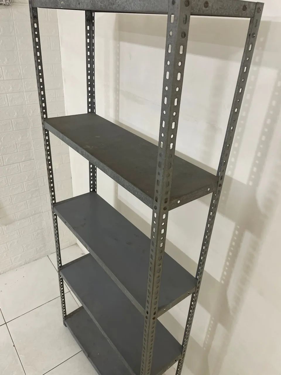 Estante de ferro 4 prateleiras  - Foto 3