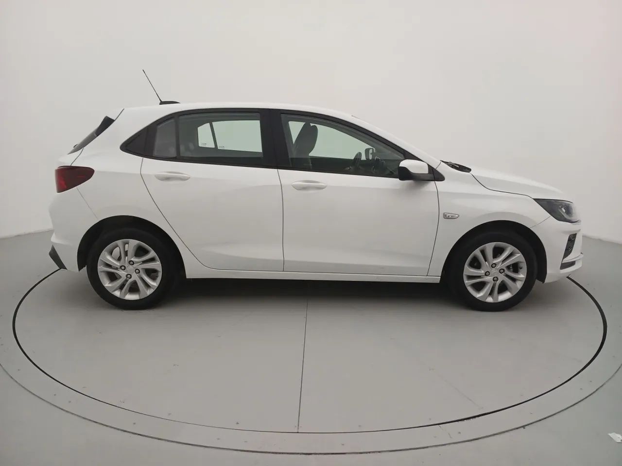 Chevrolet Onix Hatch LTZ 1.0 12V TB Flex Aut. 5P, foto 6 de 18