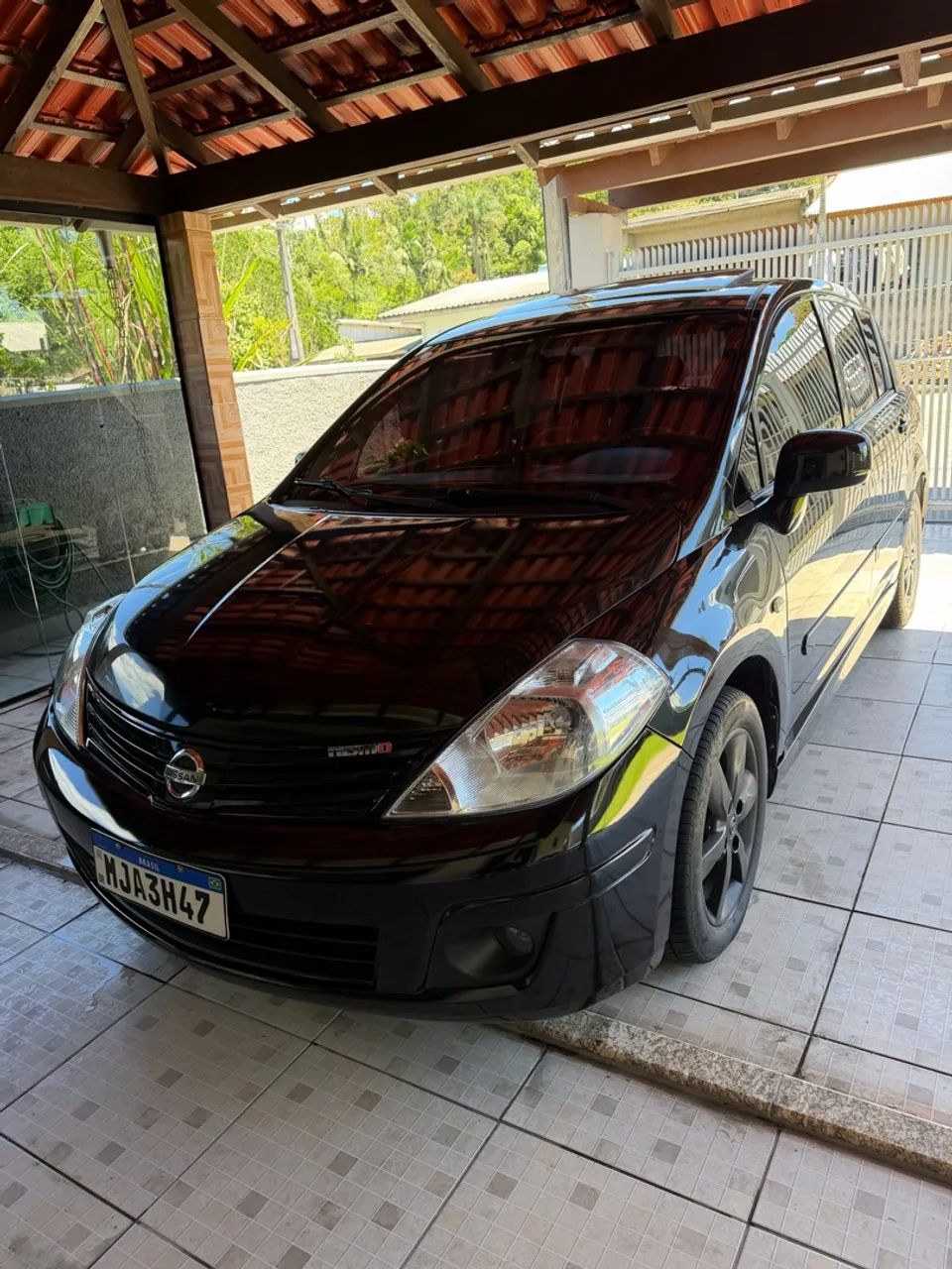 Nissan Tiida TIIDA SL 1.8/1.8 Flex 16V  Mec. 2012