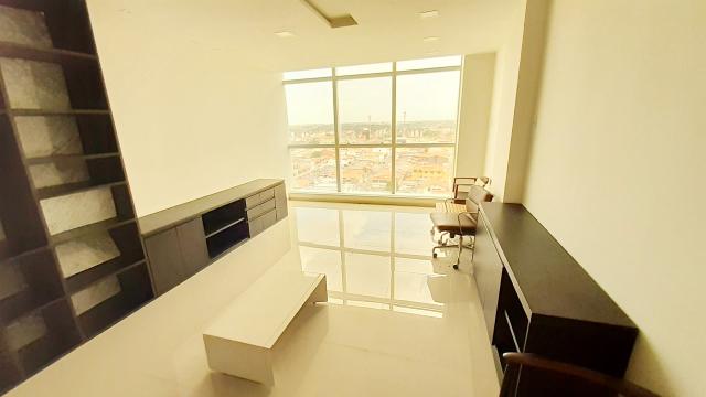 G - Sala Comercial no Shopping / Com Piso e Forro / ITBI e Cartório Grátis / Oportunidade