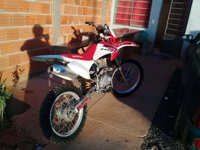CRF230 troca/Bros150 a vista faço 6.800,00