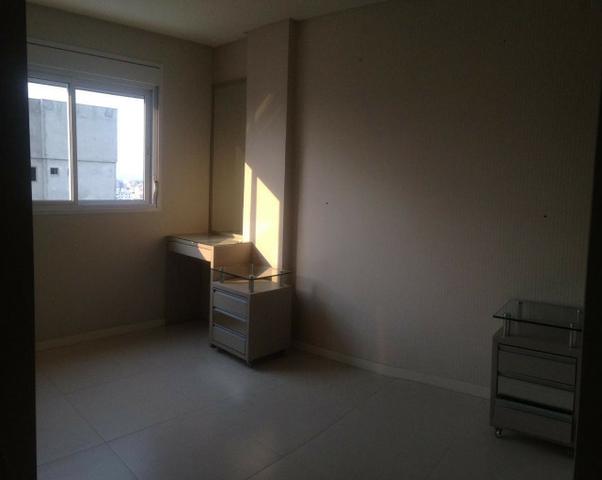 Apartamento 2 dormitórios sendo 1 suíte, em ótima localização no centro!! - Foto 8