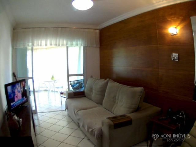 Maravilhoso 3 quartos, amplo e super bem localizado - Foto 6