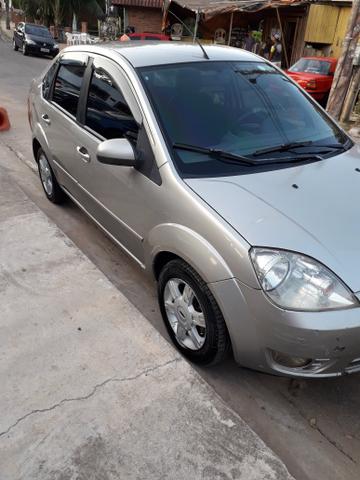 Fiesta sedã 1.6