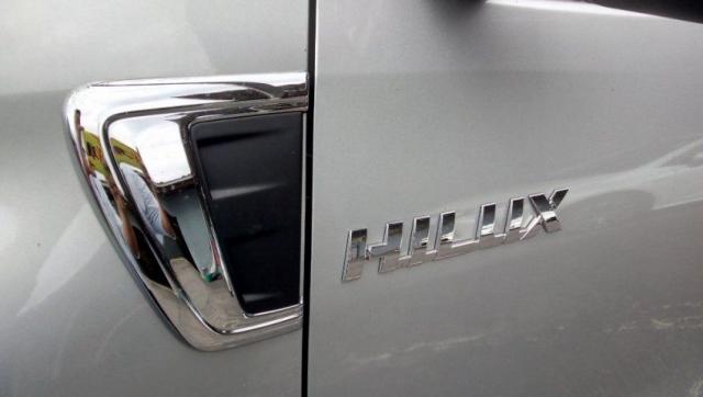 TOYOTA HILUX CD SRX 4X4 2.8 TB AT Prata 2017/2018 - Foto 14