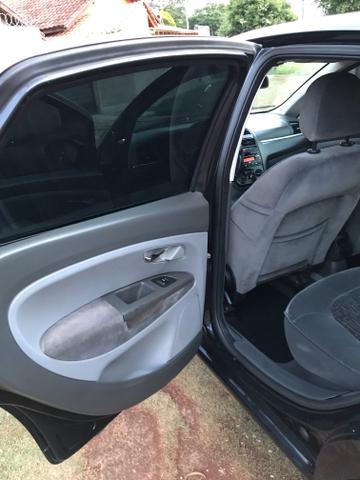 Fiat Linea HLX 1.9 Dualogic - Foto 6