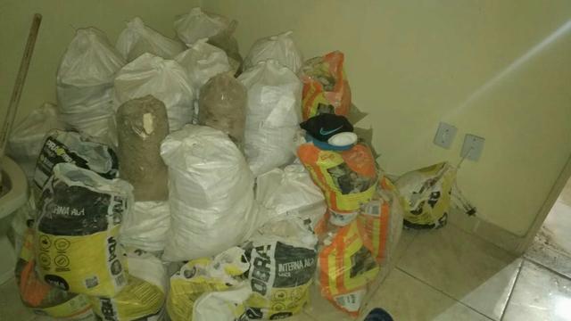 Retiradas de entulhos e limpeza em geral - Foto 3