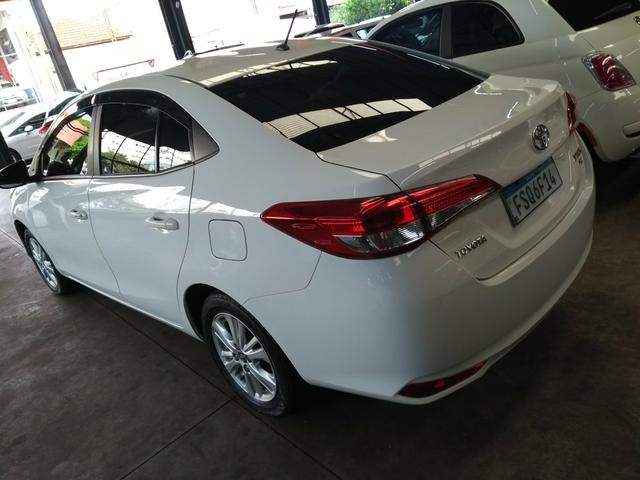 Toyota yaris sedan xl ano 2019 automatico - Foto 3