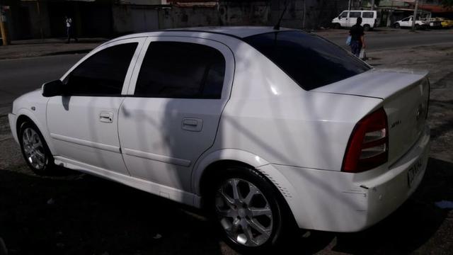 Vendo astra 2011 top completo com GNV quero só 22.500 - Foto 8