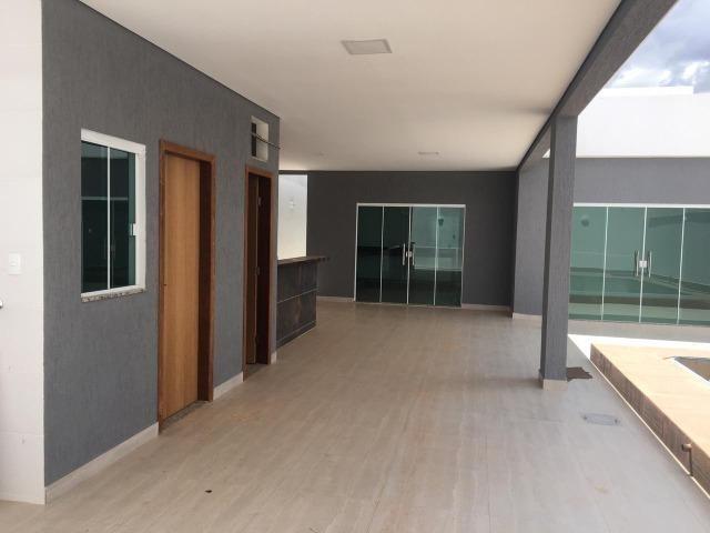 Linda Casa Nova e Moderna em Vicente Pires - Foto 17
