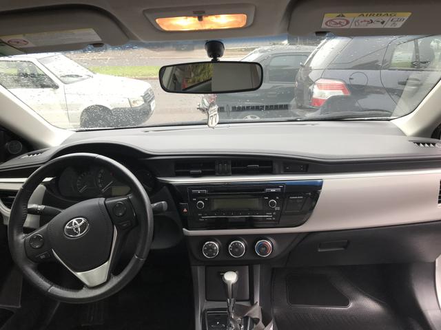 Raridade Corolla GLi 1.8 automático 2017 62.000km impecável - Foto 6