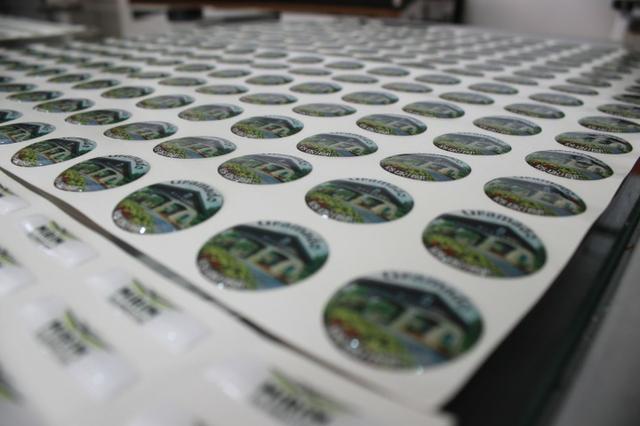 Adesivos Resinados - Foto 4