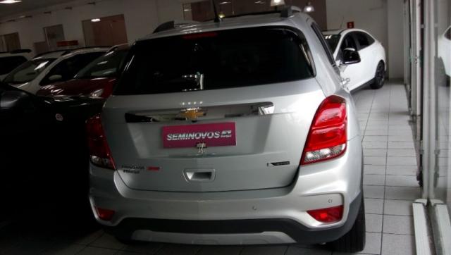 CHEVROLET TRACKER PREMIER 4X2 1.4 TURBO AT6 Prata 2017/2018 - Foto 4