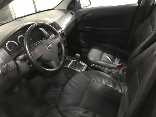 Vectra Sedan Expression 2.0 MPFI Manual 2010 - Foto 15