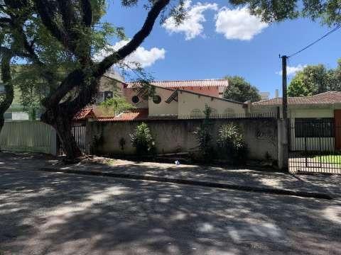 Aluga-se casa direto com o proprietário e com excelente localização!! - Foto 4