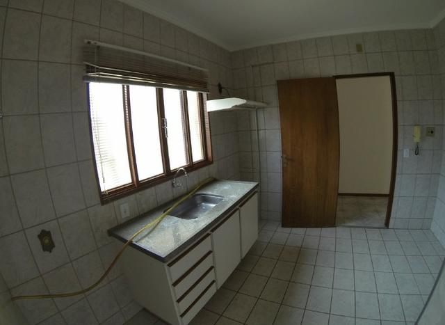 Bom Jardim/Estoril, à 70m do Plazza, 2 garagens, 3 quartos, 1 suíte, sacada, 17-3016-7510 - Foto 7