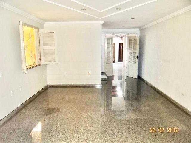 Duplex com 5 suítes e amplo terreno de 11 x 38 à 20 metros da Av. Washington Soares!!! - Foto 5