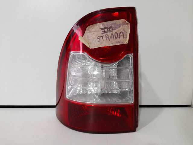 Lanterna Esquerda Fiat Strada 2009 2010 2011 2012 2013 Original BG302