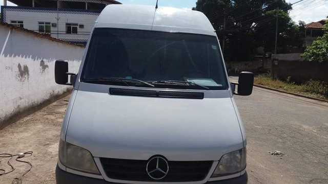 van 2010 olx