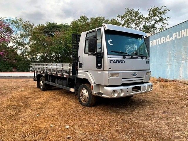 FORD CARGO 815 E **