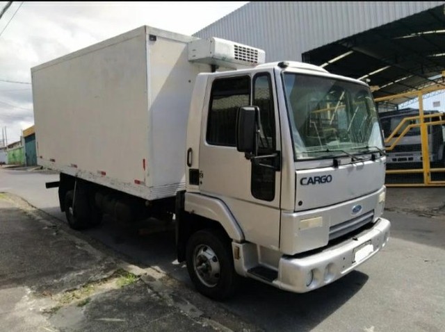 CAMINHÃO FORD CARGO 712