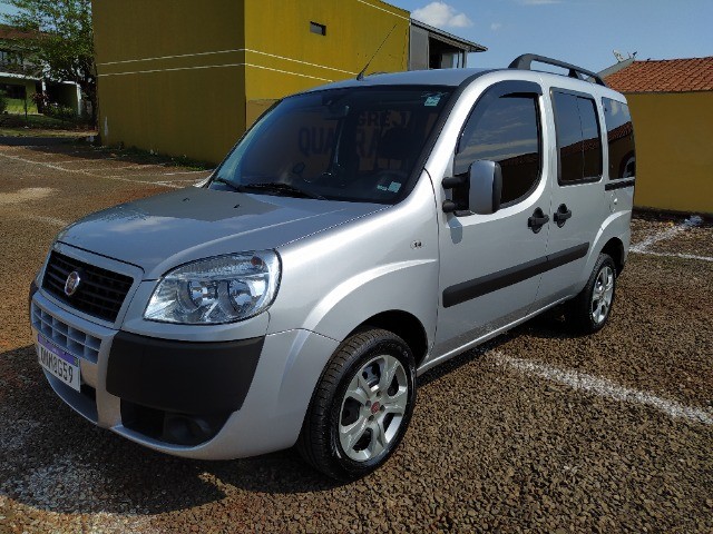 DOBLO ESSENCE 1.8 FLEX 5P