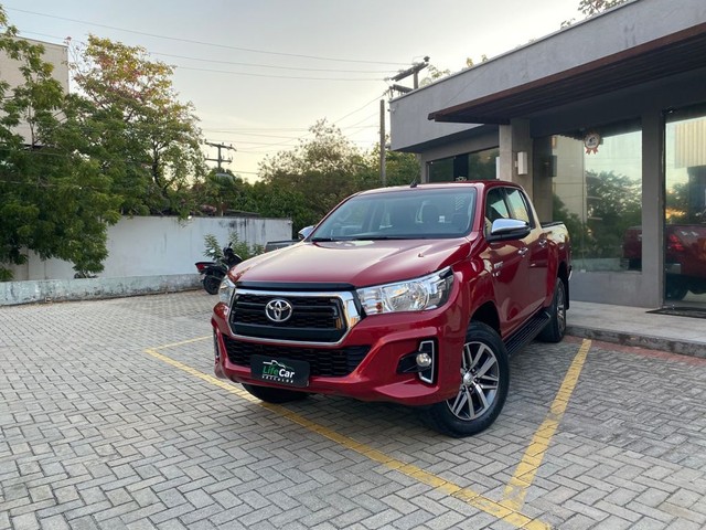 TOYOTA HILUX TOYOTA HILUX CD SRV 4X4 2.7 FLEX 16V AUT.