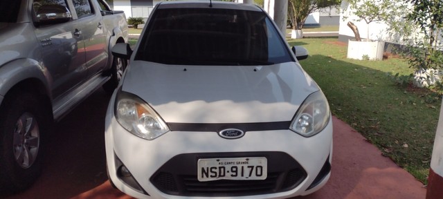 FIESTA SEDAN 1.6 SE 2014 SUPER COMPLETO