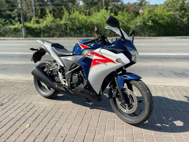 HONDA CBR 250R 2012
