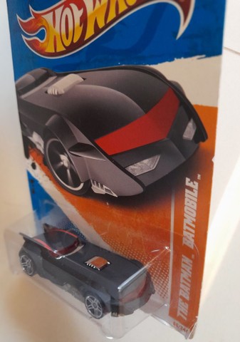 Hot Wheels the Batman Batmobile 2011 - Foto 2