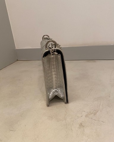 diorama metallic bolsa