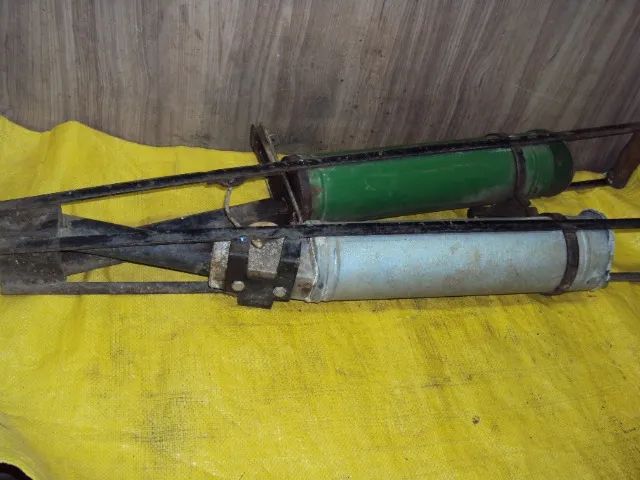 maguina manual planta ;feijao arros etc antiga /preco cada 