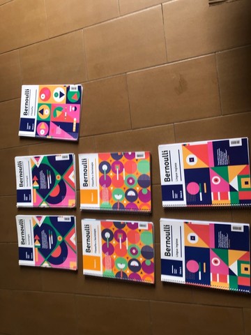 Livros Bernoulli e apostilas - Foto 4