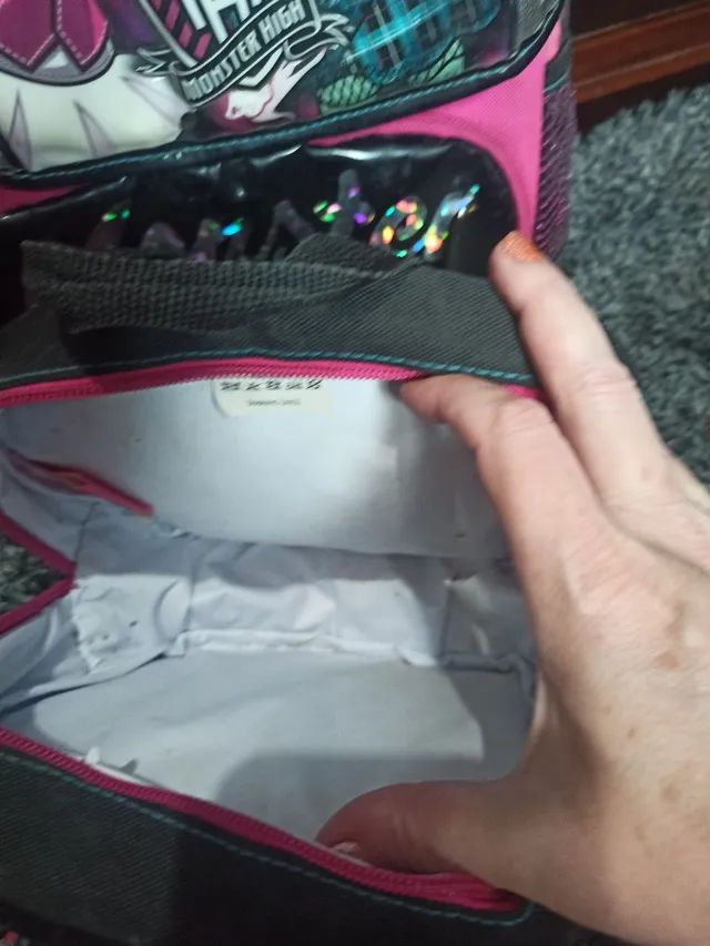 Mochila, Lancheira e Estojo Sestini grande Monsters High - Foto 4