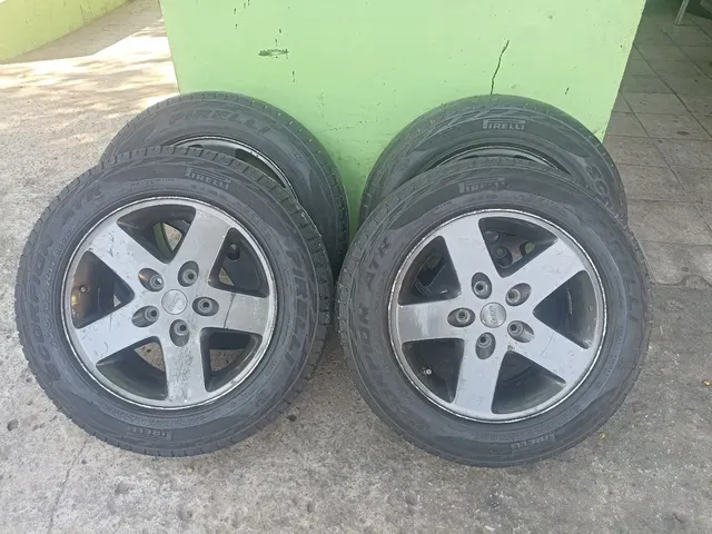 Jogo de roda jeep  +291 anúncios na OLX Brasil