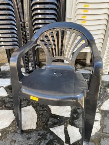 Cadeira de braço preta nova pra festas partir de 30 reais cada