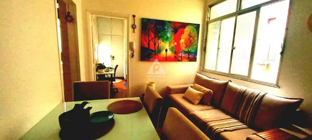 Excelente Quarto e Sala em Botafogo Sala, Cozinha com Área de Serviço e Banheiro Suite