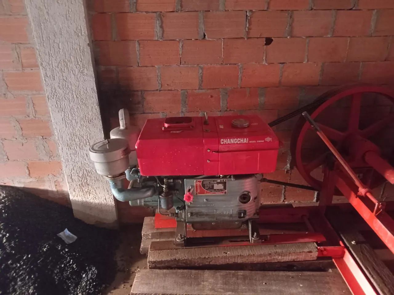 Guincho GBS 2000 e motor Changchai  - Foto 3