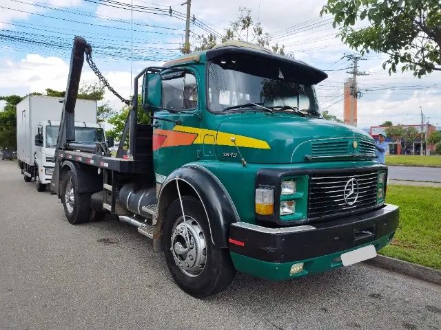 Mercedes Benz 1513 Reduzido 1977 + Implemento Poliguindaste - Foto 4