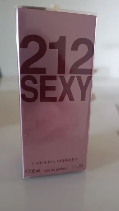 Perfume 212 Sexy Feminino Eau de Parfum 30ML (Original)