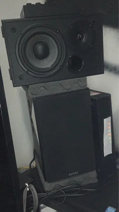 Dois monitores de audio com bluetooth da EDIFIER - Foto 3